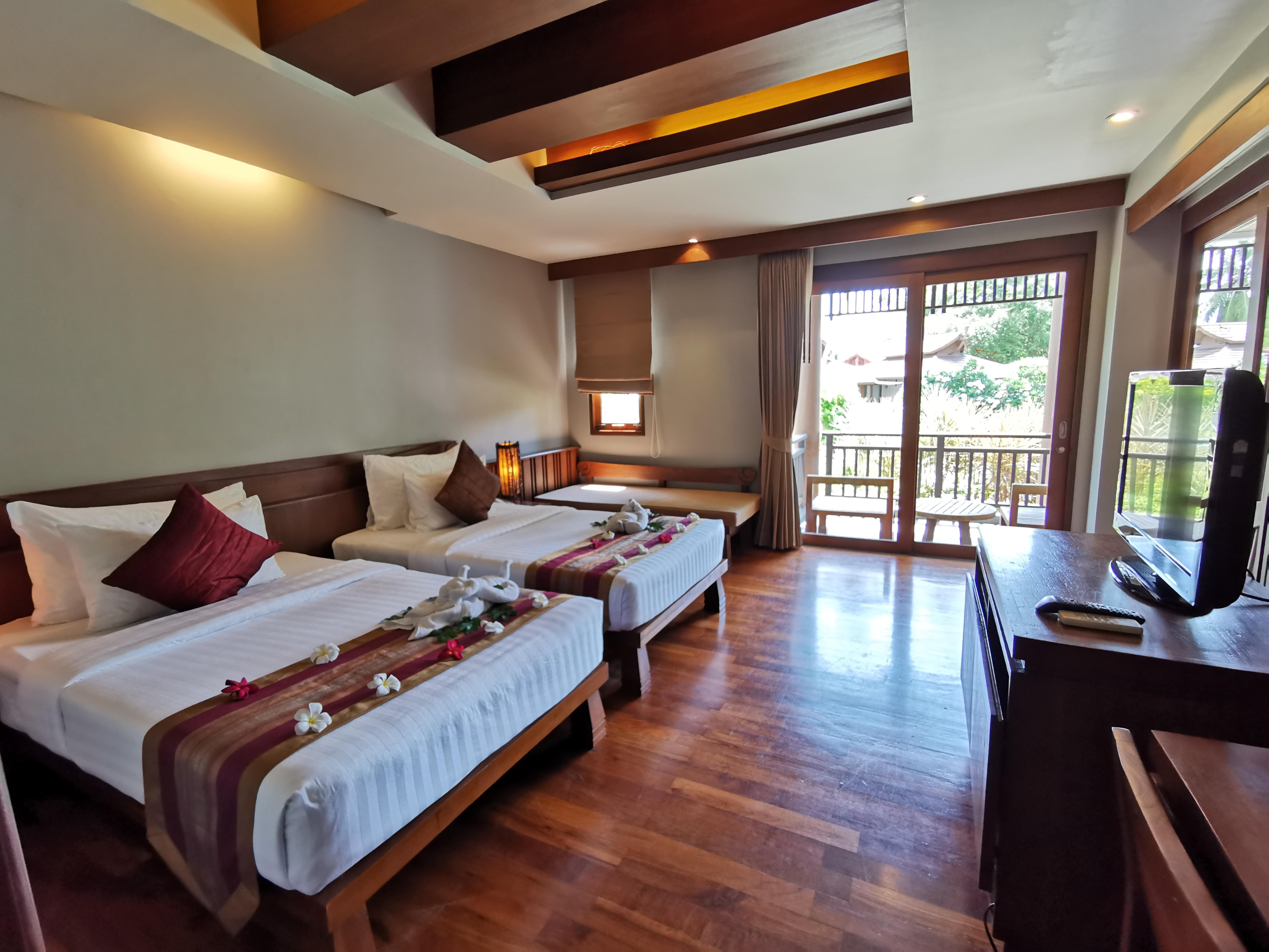 Maehaad Bay Resort - Sha Plus Мае Хаад Екстериор снимка